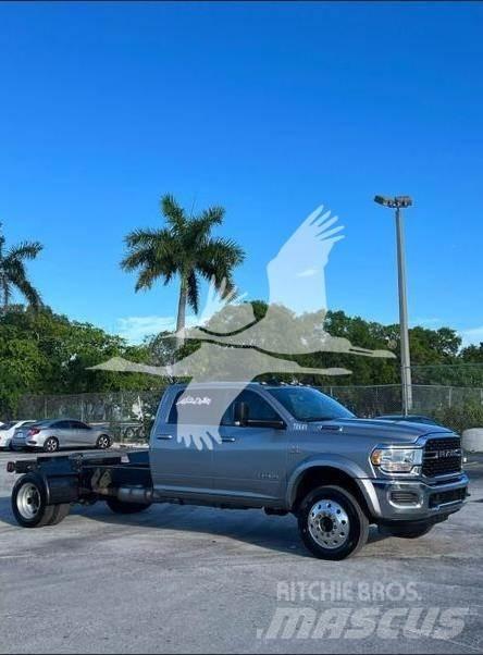 RAM 5500 SLT Cab & Chassis Trucks