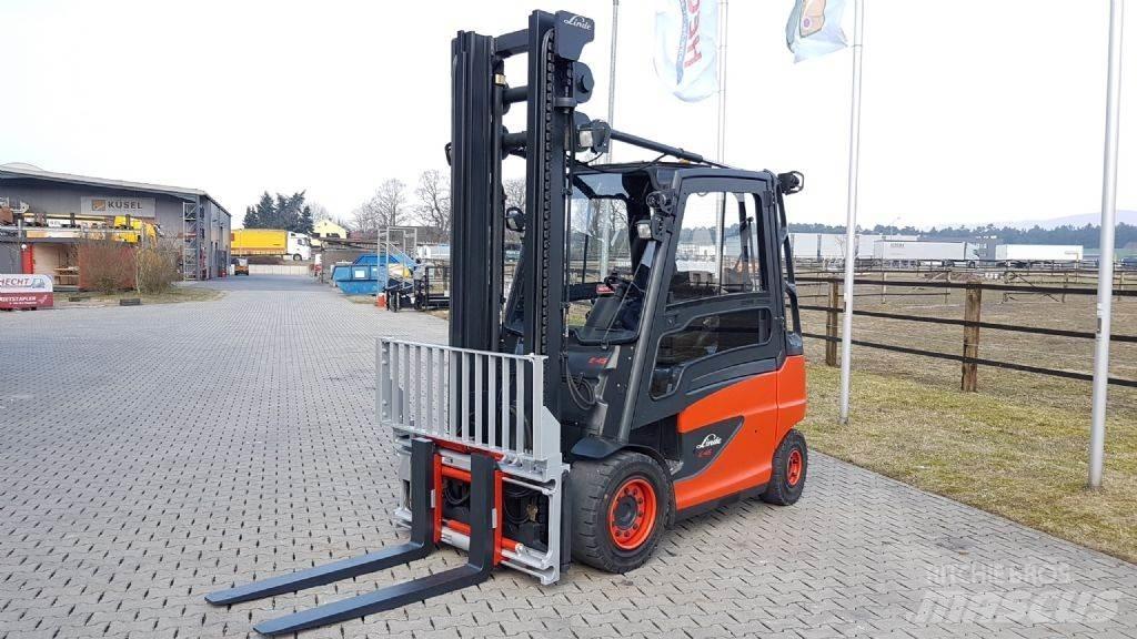 Linde E45H-01/550 Electric Forklifts