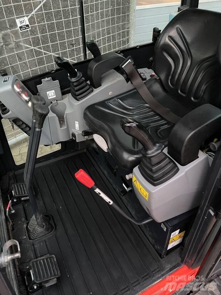Kubota KX016-4 Mini Excavators <7t (Mini Diggers)