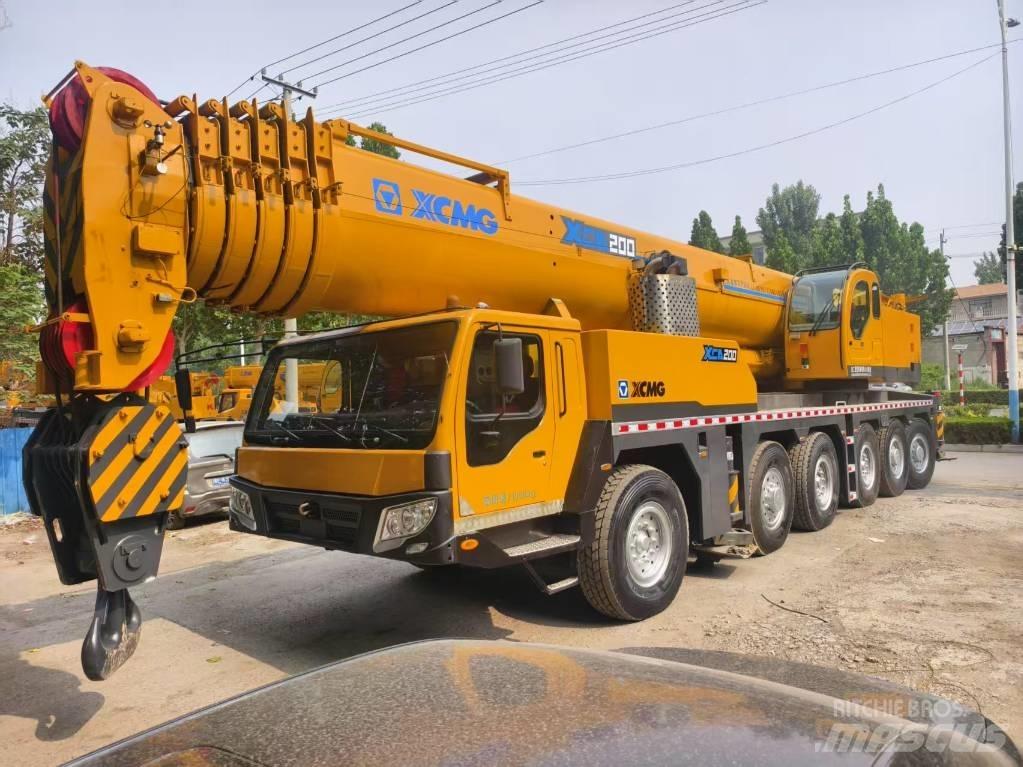 XCMG XCA 200 Mobile and all terrain cranes