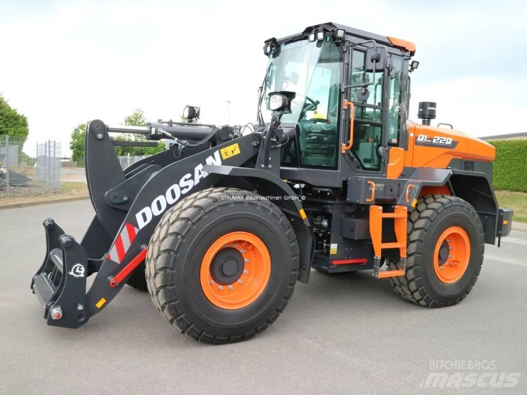 Doosan DL 220-7 Wheel Loaders