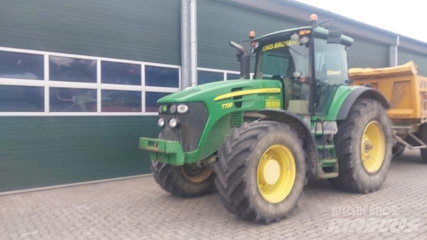 John Deere 7730 AS Tractors