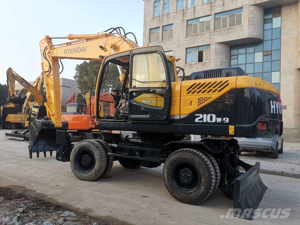 Hyundai R210W-9 Wheeled Excavators