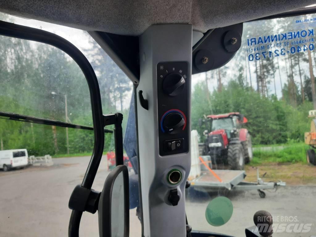 New Holland T6020 EC Tractors