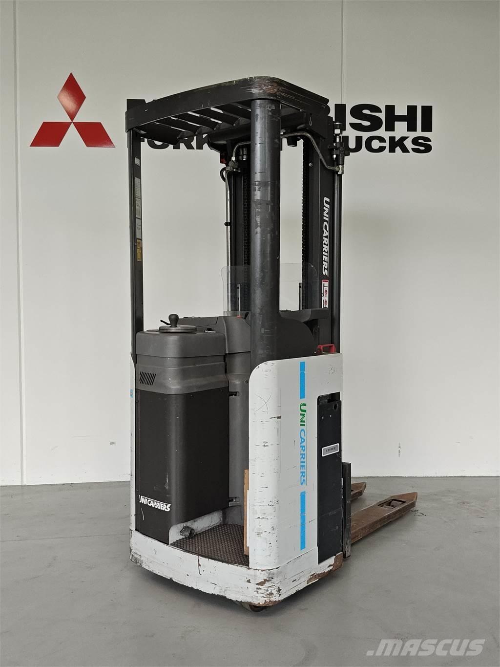 Atlet A160 Low lifter with platform