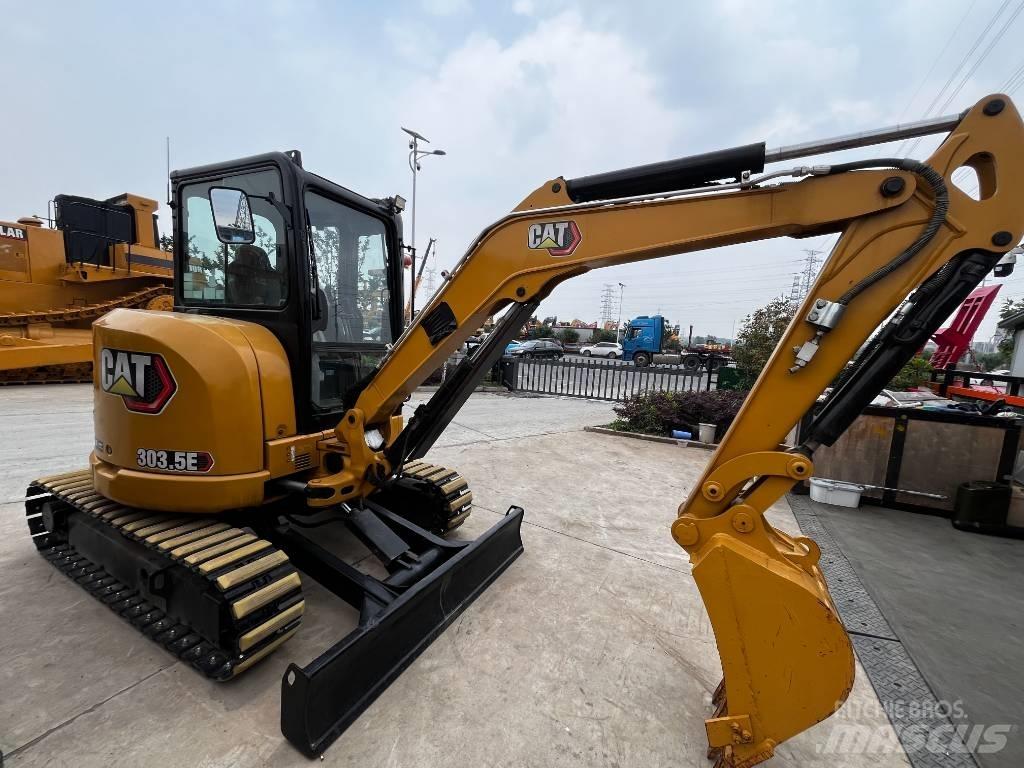 CAT 303.5 E Mini Excavators <7t (Mini Diggers)