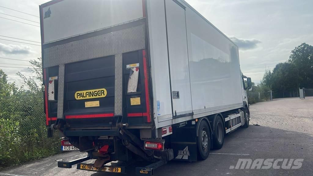 Volvo FM Reefer Trucks