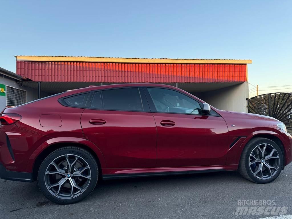 BMW X6 M50d Automobiles / SUVS