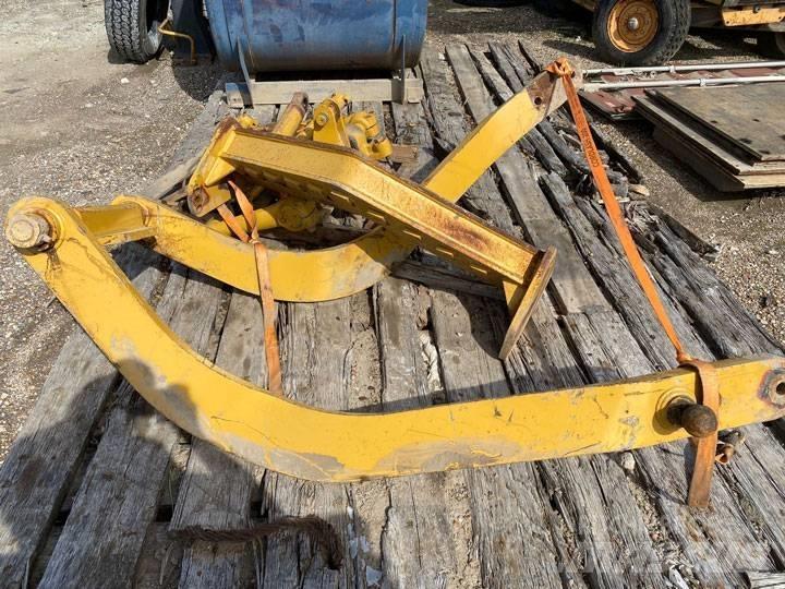 CAT 140H Scarifier Other