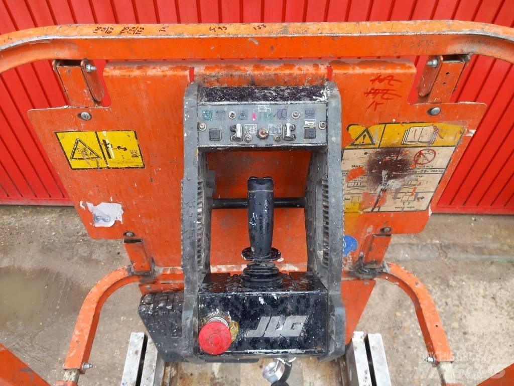 JLG 2030 ES Scissor Lifts