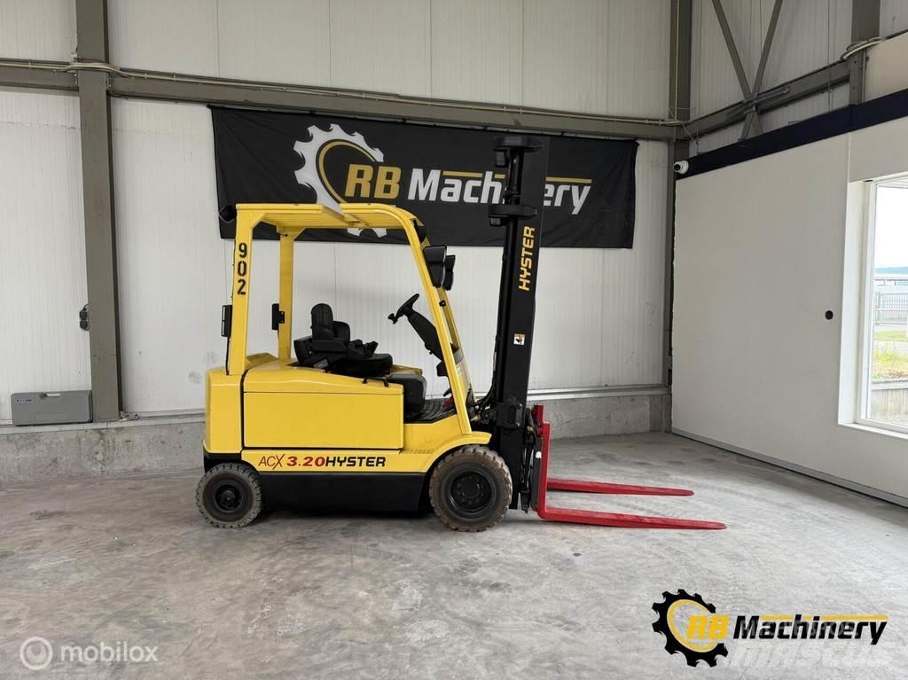 Hyster J3.20XM-861 Misc Forklifts