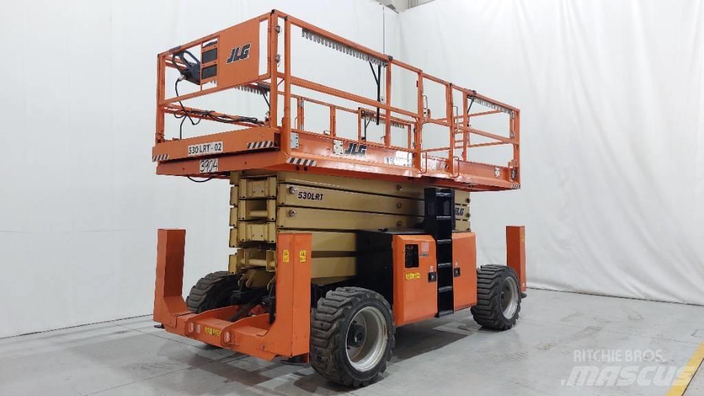 JLG 530 LRT Scissor Lifts