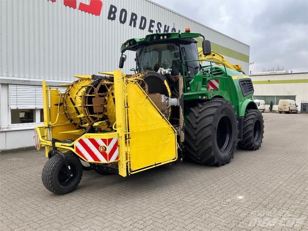 John Deere 9700i Forage Harvester