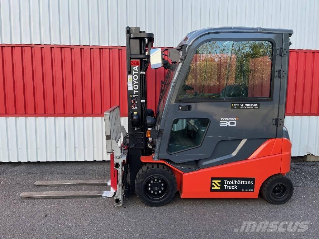 Toyota 8 FBMKT 30 Electric Forklifts