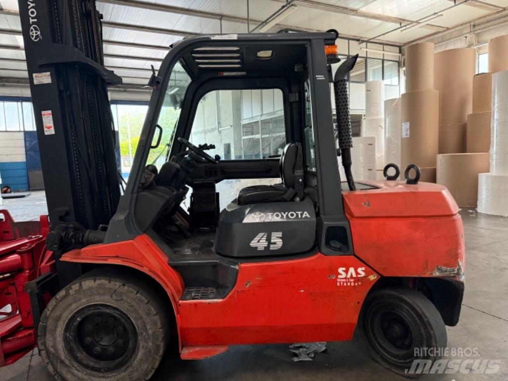 Toyota 02-7 FD 40 Diesel Forklifts