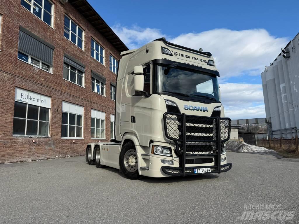 Scania S 590 Conventional Trucks / Tractor Trucks