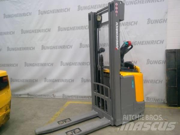 Jungheinrich ERC 212 Self Propelled Stackers