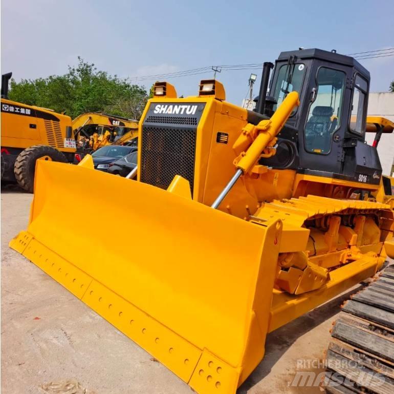 Shantui SD 16 Crawler dozers