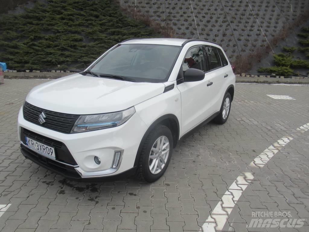 Suzuki Vitara Automobiles / SUVS
