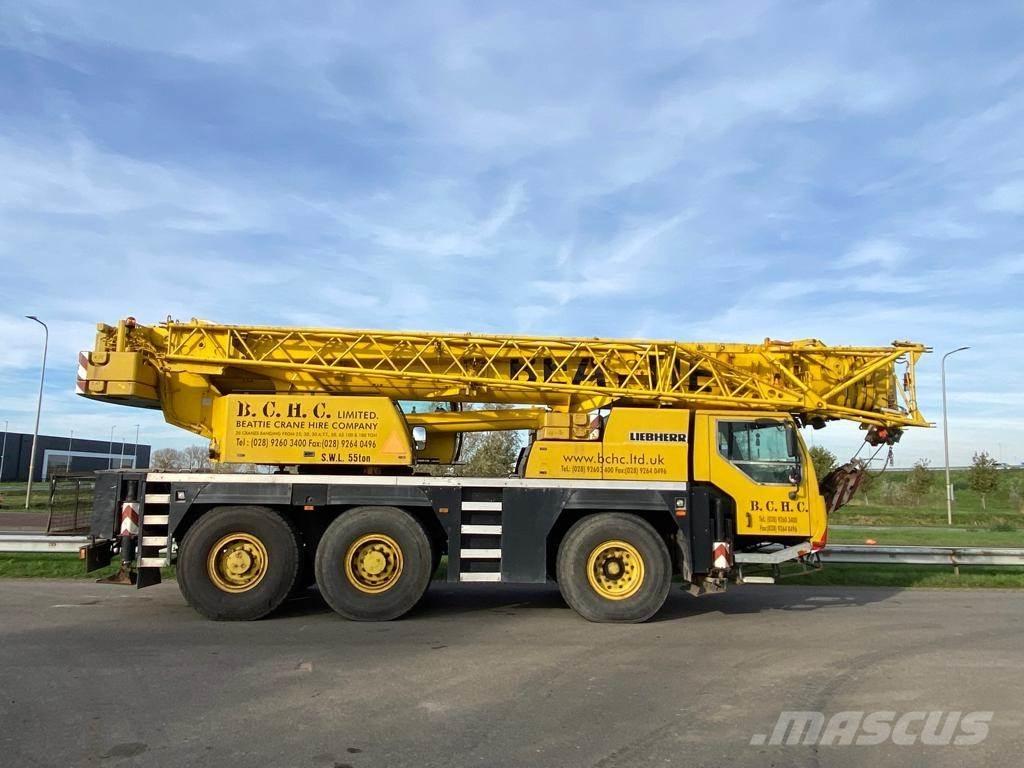 Liebherr LTM1055/1 Mobile and all terrain cranes