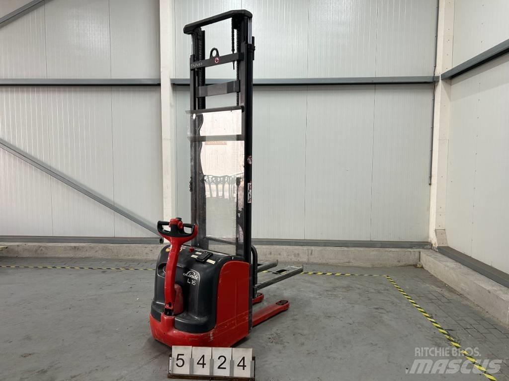 Linde T16L Self Propelled Stackers