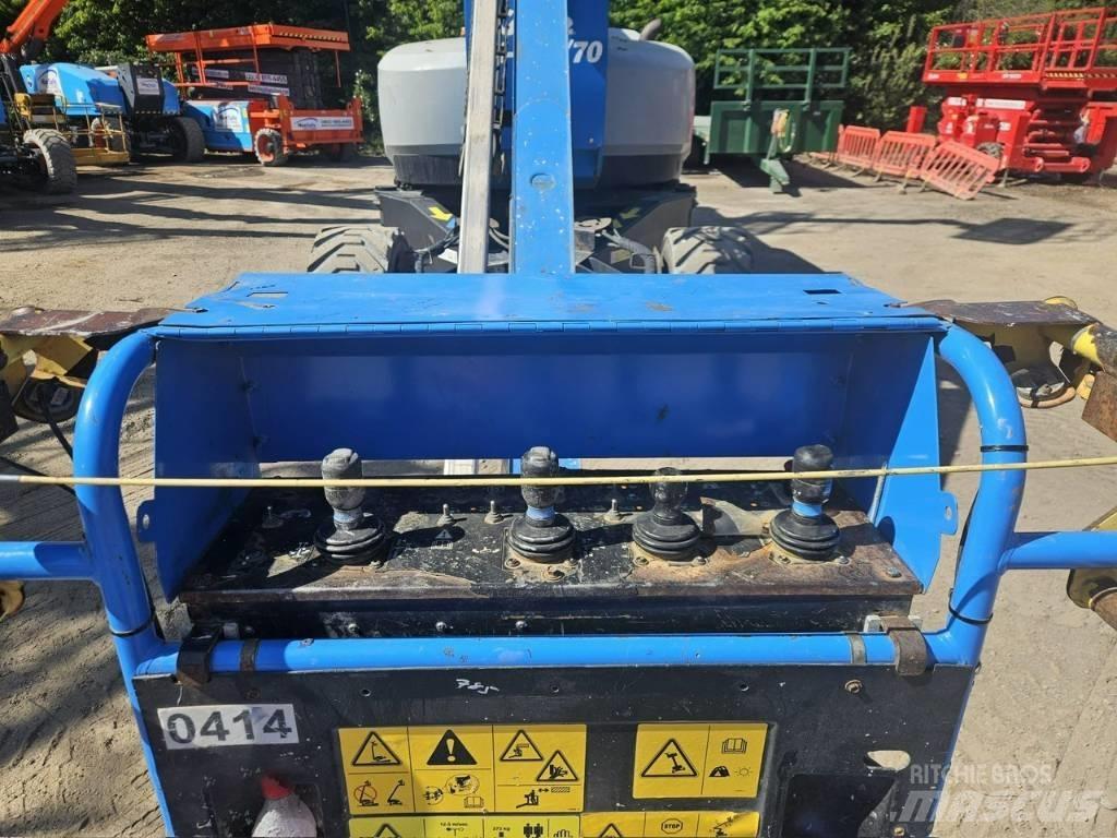 Genie ZX 135/70 Articulated boom lifts