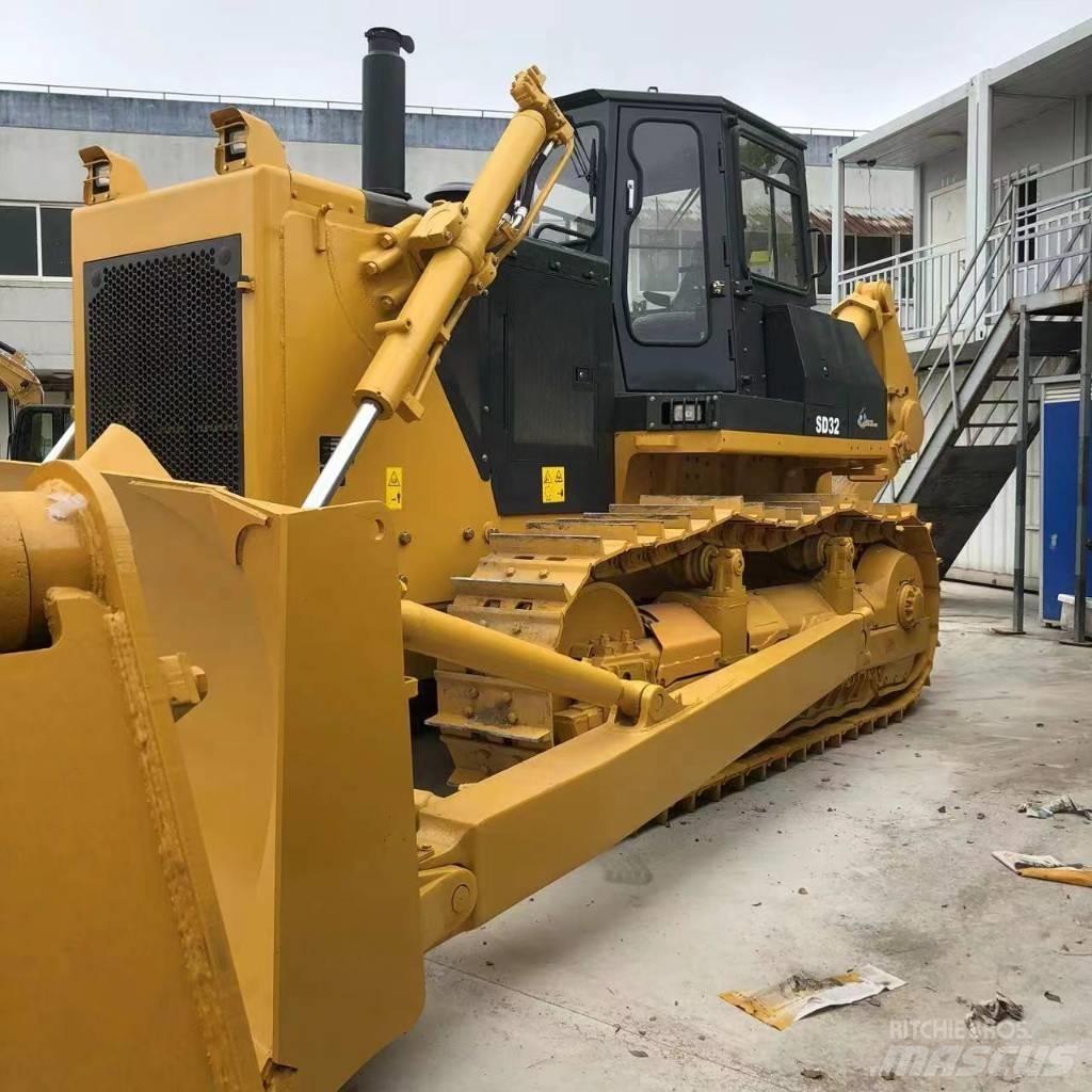 Shantui SD 32 D Crawler dozers