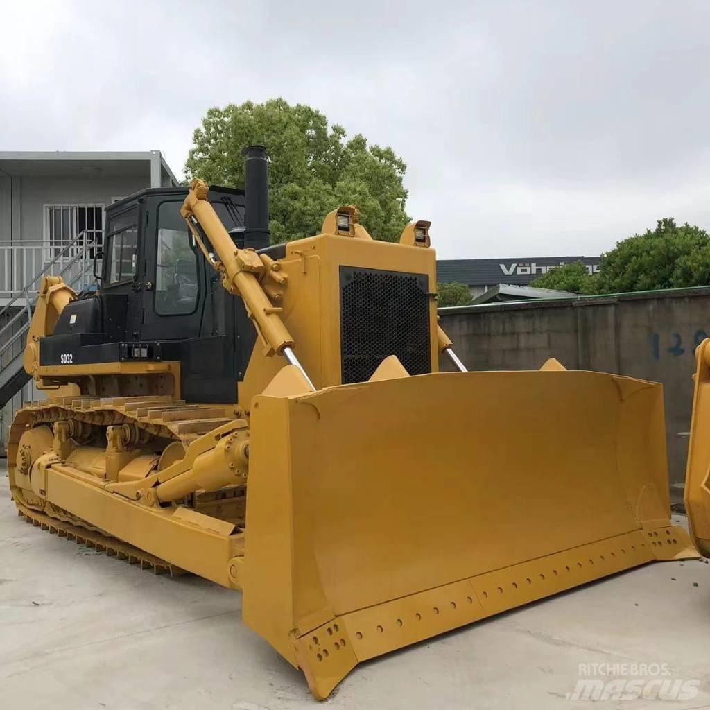 Shantui SD 32 D Crawler dozers