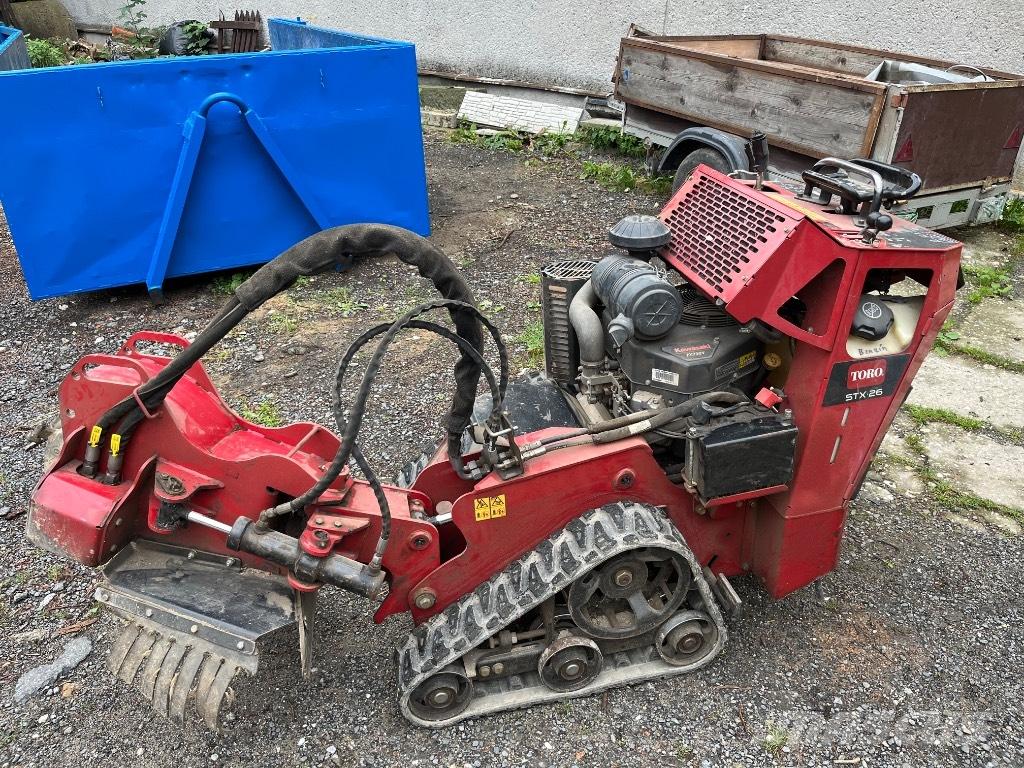 Toro STX26 Grinders