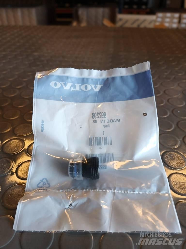 Volvo NIPPLE 992298 Other Components