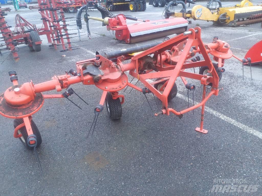 Kuhn GF 3701 Rakes and tedders