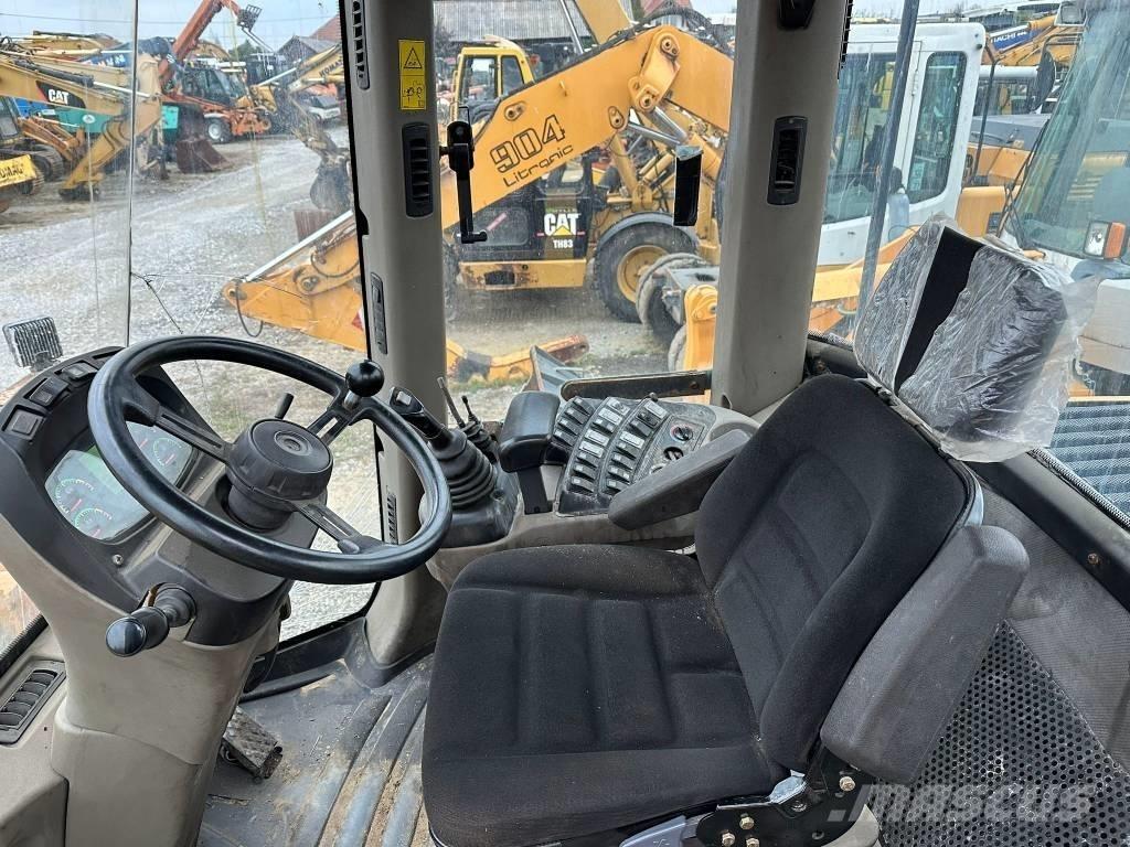 CASE 721 E Wheel Loaders