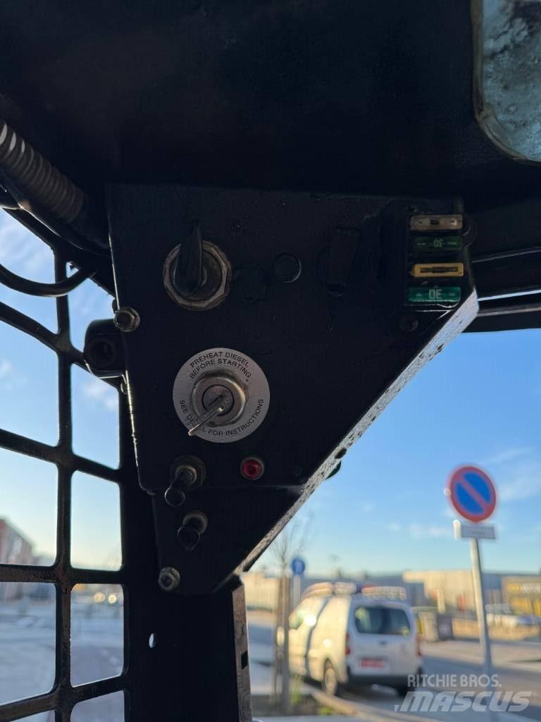 Bobcat 543 Skid Steer Loaders
