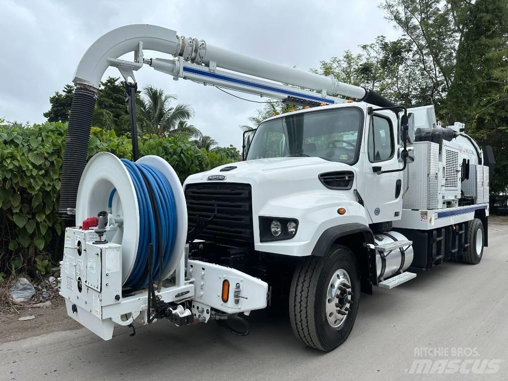 Freightliner 114 SD Vacuum Trucks