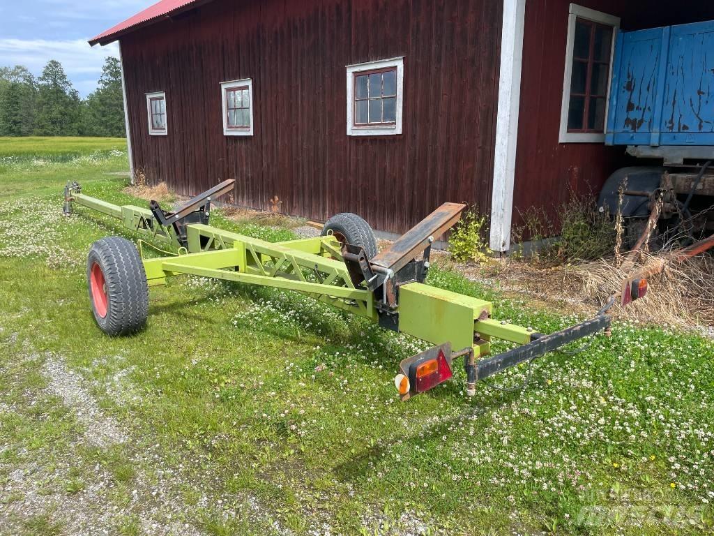CLAAS Lexion 460 Combine Harvesters