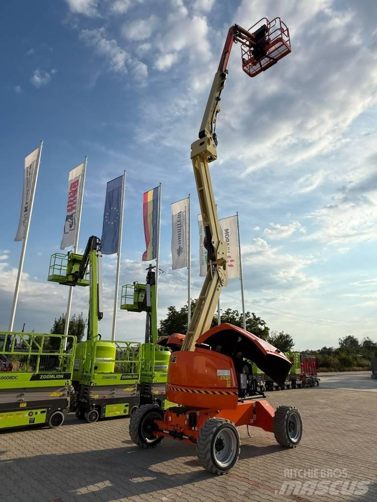 JLG EC450AJ Articulated boom lifts