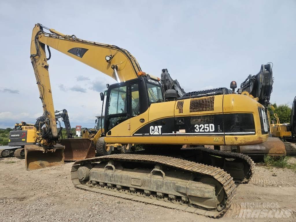 CAT 325 D Long Reach Long / High Reach excavators