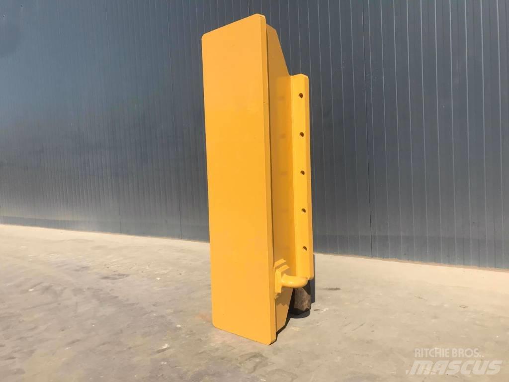CAT 16M Other