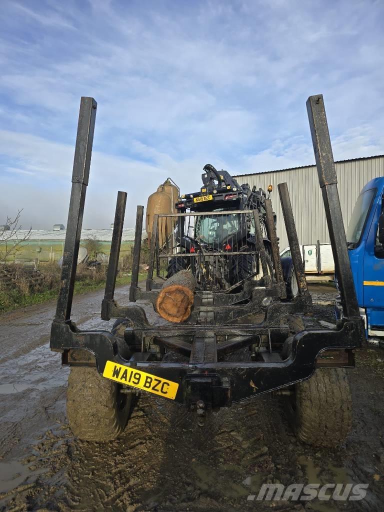 Valtra N 154 Tractors