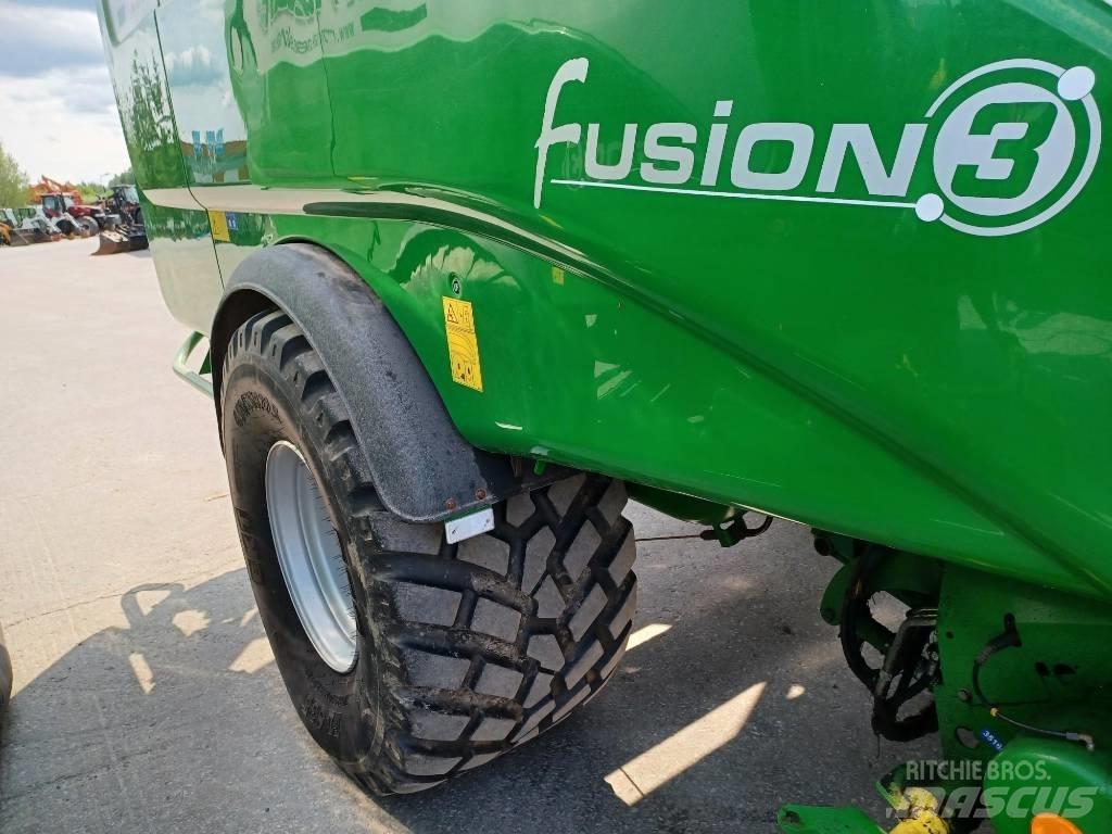 McHale Fusion 3 Round Balers