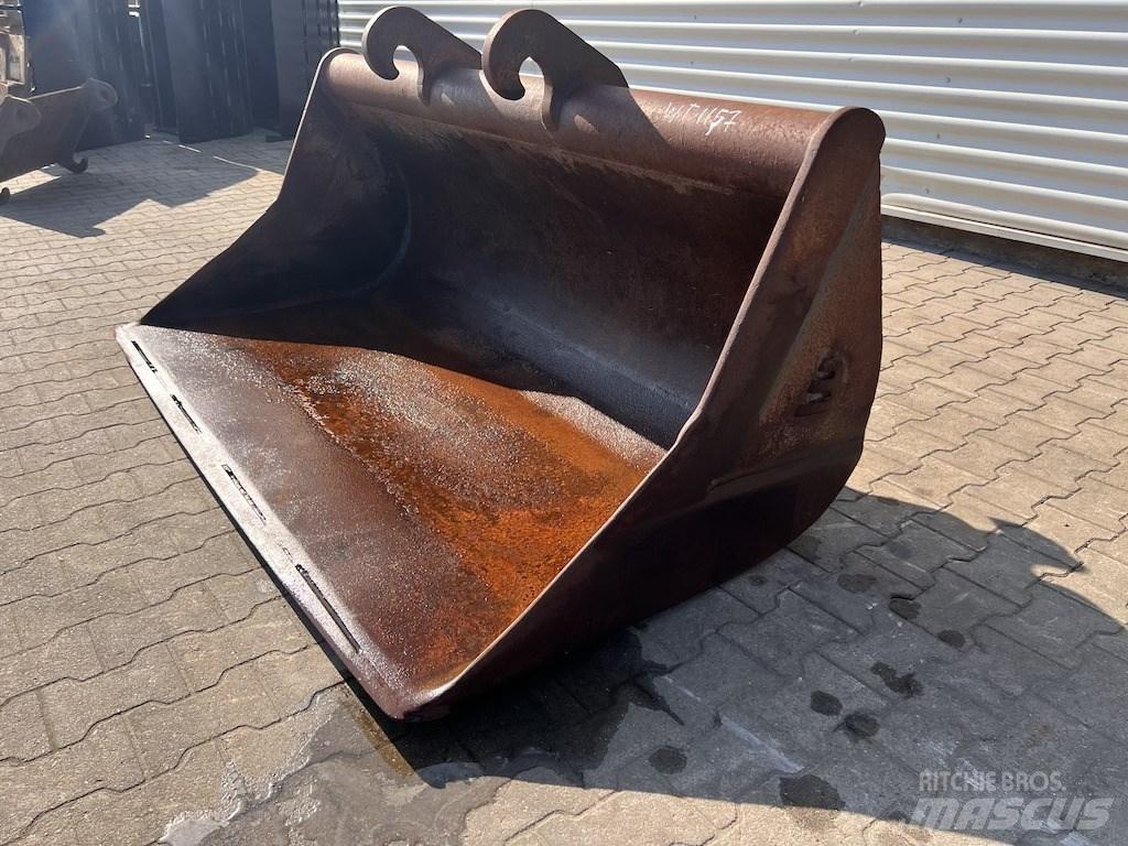 Beco CW40 Slotenbak Buckets
