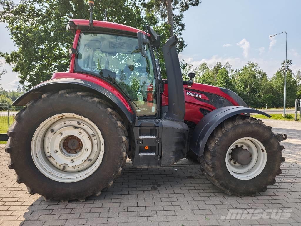 Valtra T 254 V Tractors