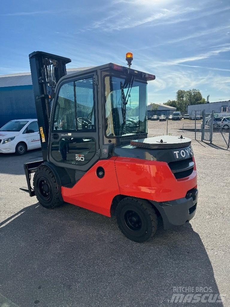 Toyota 40-8FD50N Diesel Forklifts