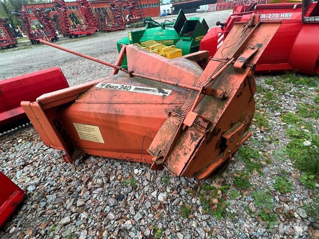 Esko 240 Snow Blowers