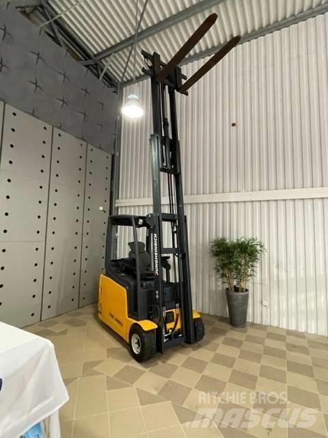 Jungheinrich EFG 218 Electric Forklifts
