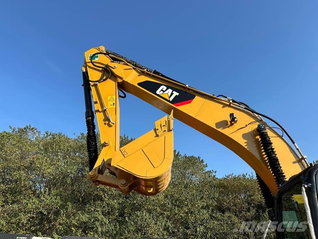 CAT 320DL Crawler Excavators