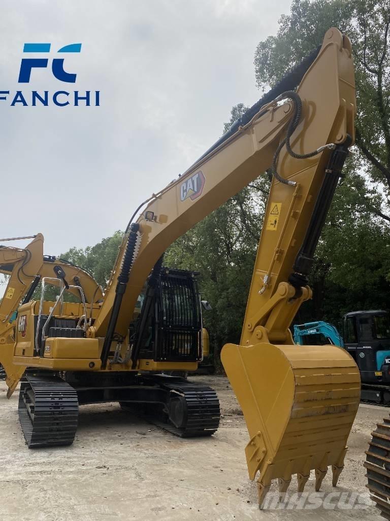 CAT 323 Crawler Excavators