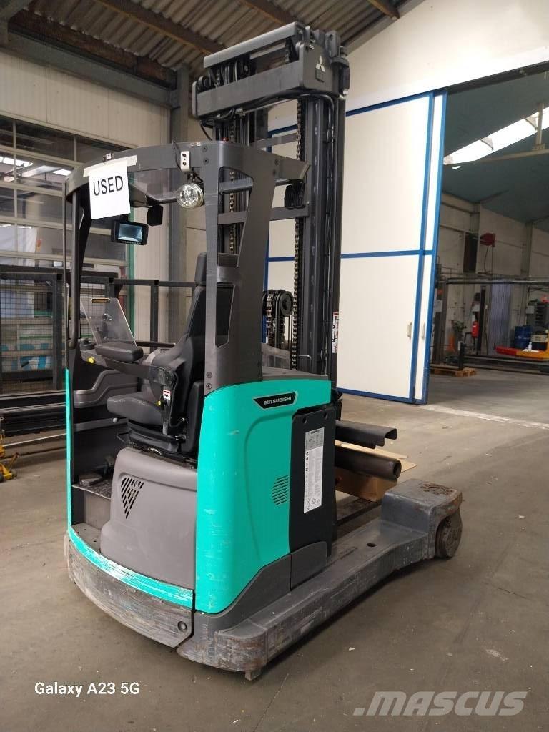 Mitsubishi RBM25N3 Reach trucks