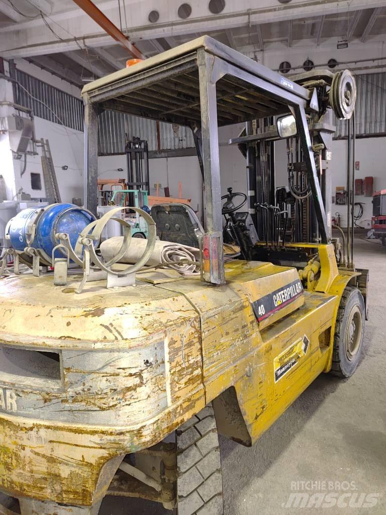 CAT GPL 40 LPG trucks