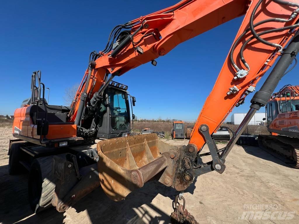 Doosan DX140W-5 Wheeled Excavators